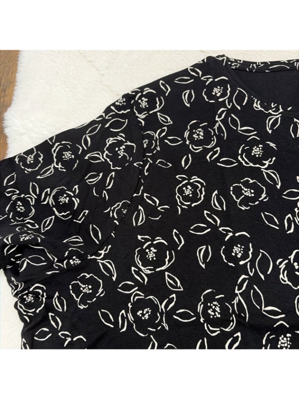 Croft And Barrow Womens NWT Classic Tee 4X Black Floral - Picture 7 of 10